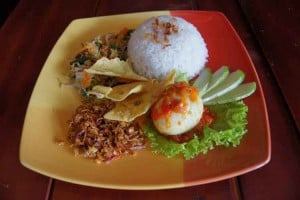 Cara Membuat Nasi Rames Enak dan Lezat