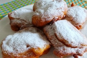 Cara Membuat Kue Cucur Pisang Manis dan Kenyal