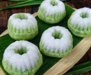 Kue Putu Ayu