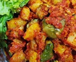 Kentang Sambalado