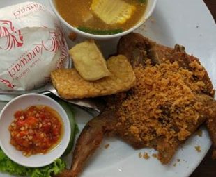 Fire Flying Chicken Richeese: Menikmati Kelezatan yang Menghangatkan Hati