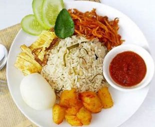 Resep Nasi Daun Jeruk Tanpa Santan