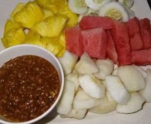 Resep Rujak Buah Bumbu Kacang