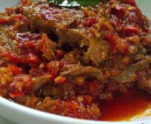 Cara Penyajian Dendeng Balado Basah