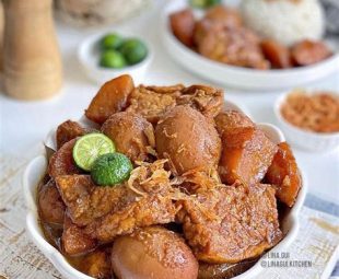 Resep Semur Ayam Tahu Kentang Paling Enak