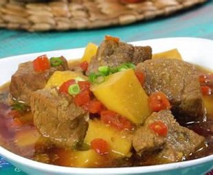 Penyajian Semur Daging Kentang